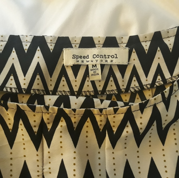 Sleeveless Black & White Dress by Speed Control NY - Picture 2 of 7